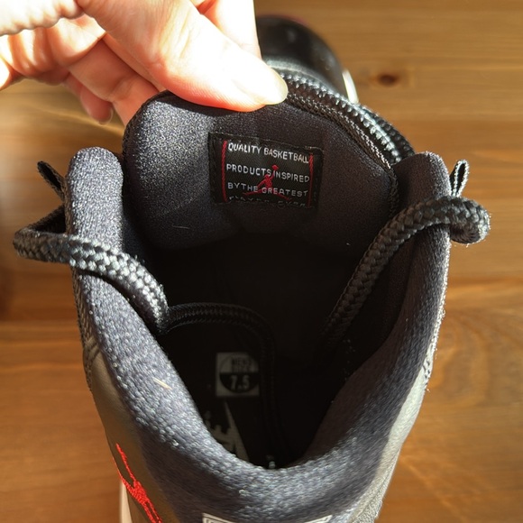 Men’s Air Jordan Bred 11s - Picture 11 of 11